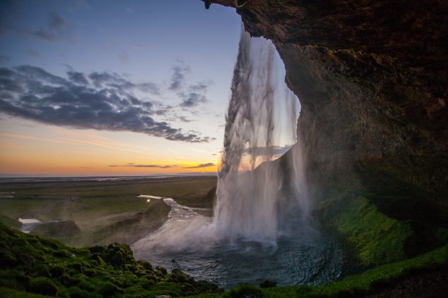 Team Travelogue: Iceland & Easter Island
